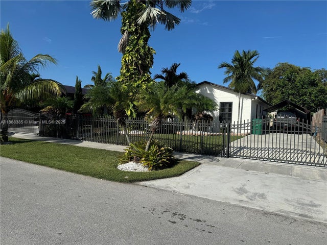 2 of 45 - 26553 Sw 125th Ct, Homestead, FL