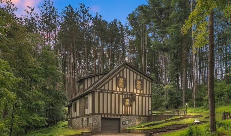 641 Darlington Road, Ligonier