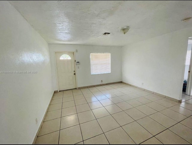 2 of 13 - 1624 S 23rd Ave, Hollywood, FL