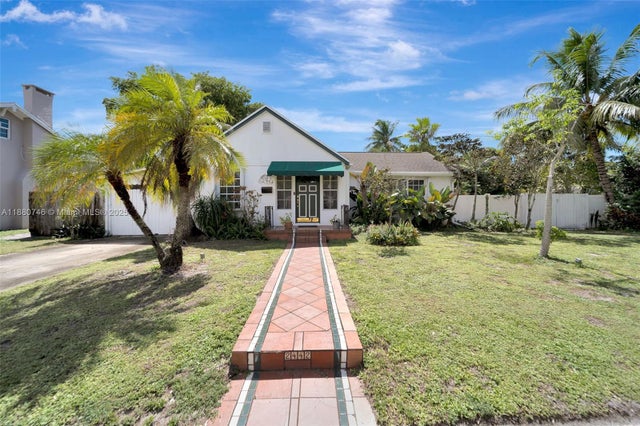 3 of 81 - 2442 Fillmore St, Hollywood, FL