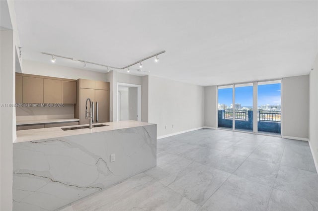 1 of 51 - 90 Alton Rd 1103, Miami Beach, FL