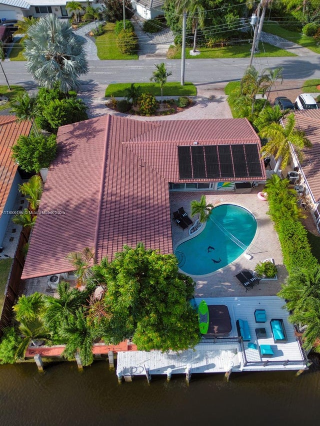 2 of 46 - 5830 Ne 14th Rd, Fort Lauderdale, FL