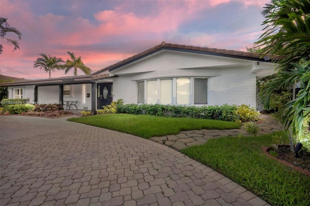 4 of 46 - 5830 Ne 14th Rd, Fort Lauderdale, FL