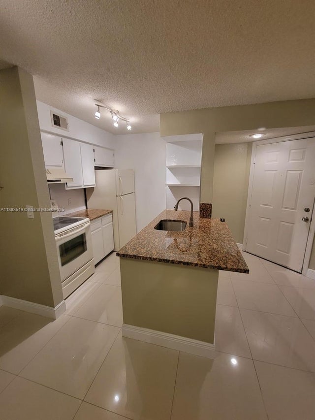 3 of 34 - 2826 S University Dr 3101, Davie, FL