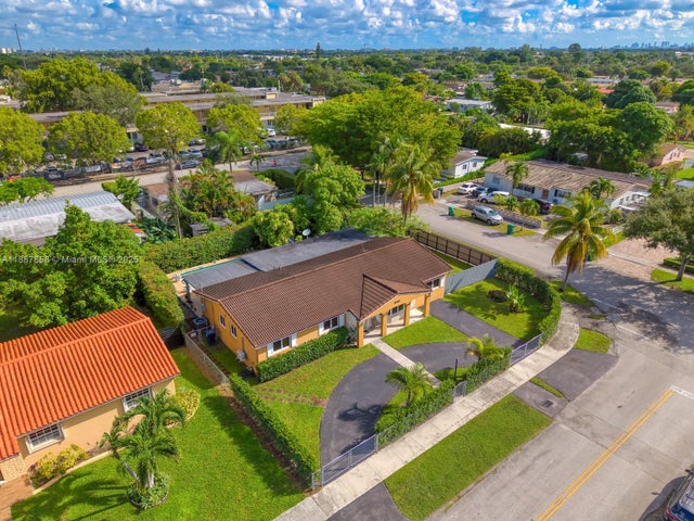 4 of 46 - 9361 Sw 30th Ter, Miami, FL