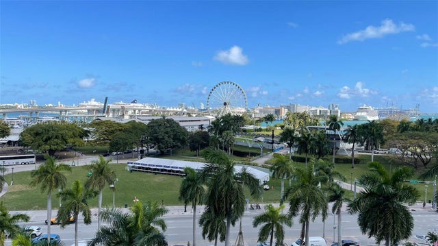 2 of 13 - 253 Ne 2nd St 633, Miami, FL