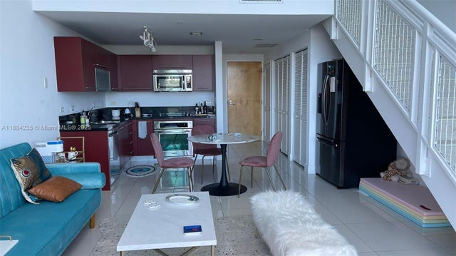 4 of 13 - 253 Ne 2nd St 633, Miami, FL