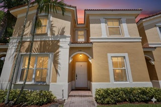 Photo of Listing #A11887578