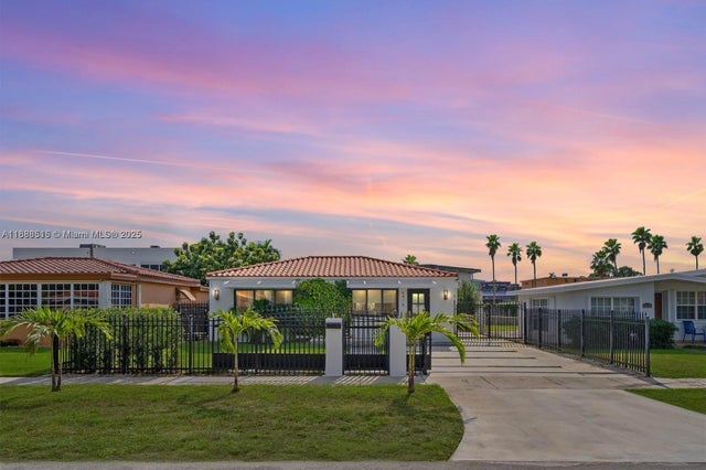 3 of 35 - 6418 Sw 39th Ter, Miami, FL