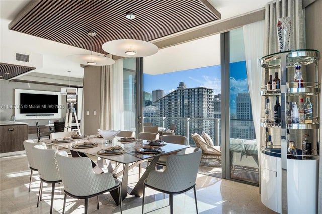 1 of 60 - 88 Sw 7th St 3801, Miami, FL