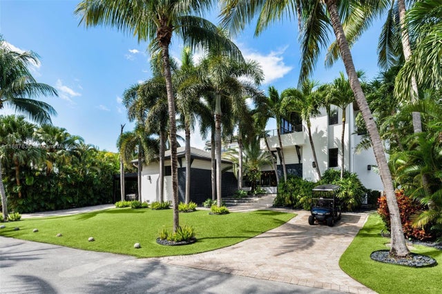 2 of 46 - 330 Caribbean Rd, Key Biscayne, FL