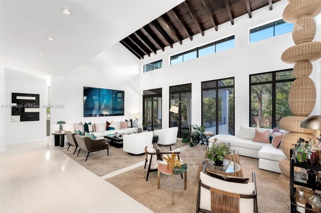 5 of 46 - 330 Caribbean Rd, Key Biscayne, FL