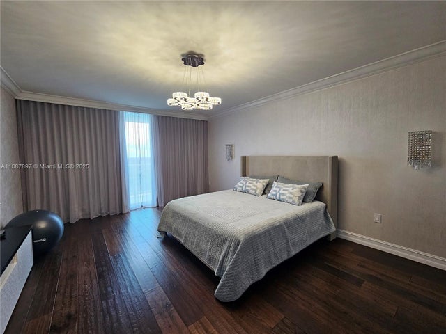 5 of 42 - 3201 Ne 183rd St 2607, Aventura, FL