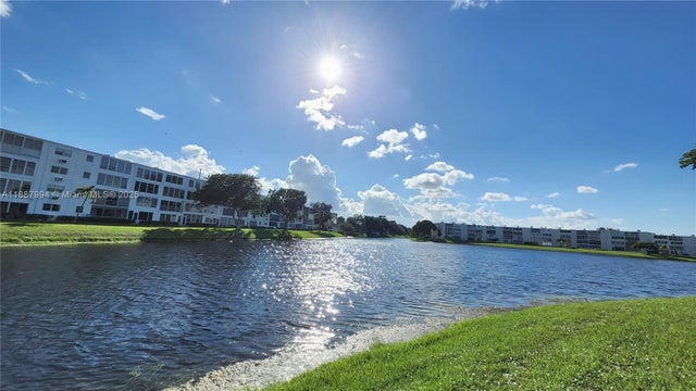 2 of 33 - 2079 Harwood F 2079, Deerfield Beach, FL