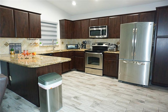 3 of 22 - 7952 Nw 51st Ct, Lauderhill, FL