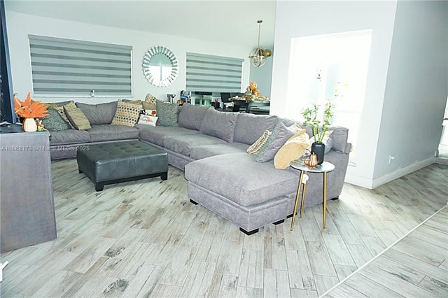 5 of 22 - 7952 Nw 51st Ct, Lauderhill, FL