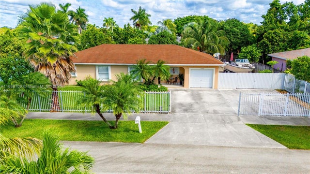 1 of 39 - 13375 Sw 264th Ter, Homestead, FL