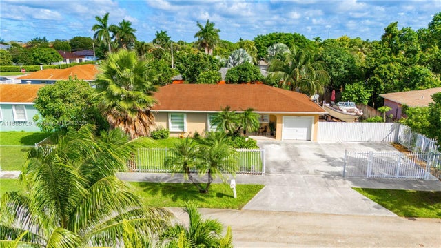 3 of 39 - 13375 Sw 264th Ter, Homestead, FL