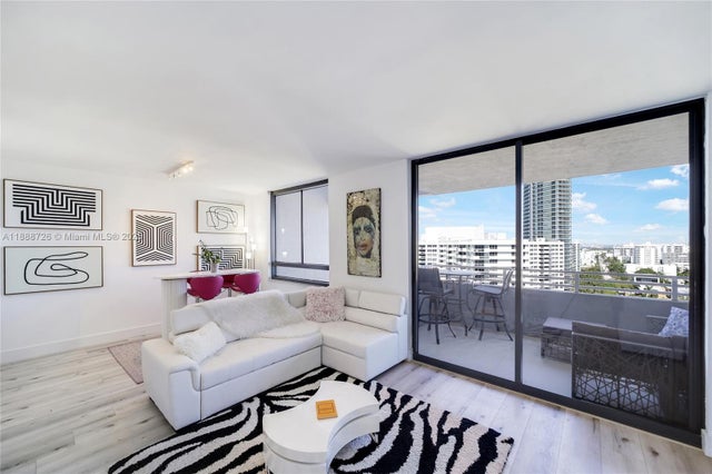 4 of 55 - 1330 West Ave 1503, Miami Beach, FL