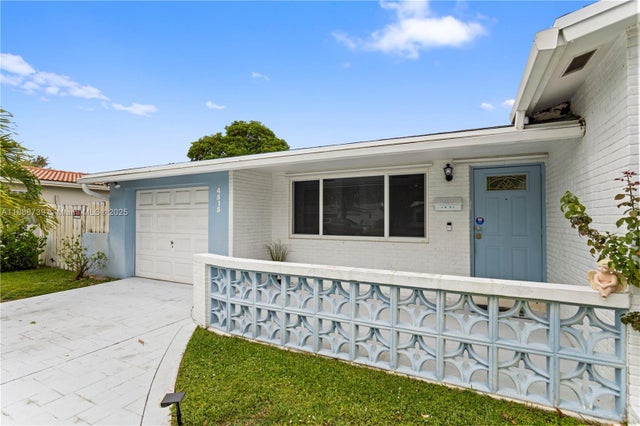1 of 56 - 4515 Jackson St, Hollywood, FL