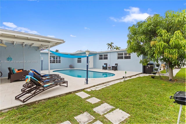 5 of 56 - 4515 Jackson St, Hollywood, FL