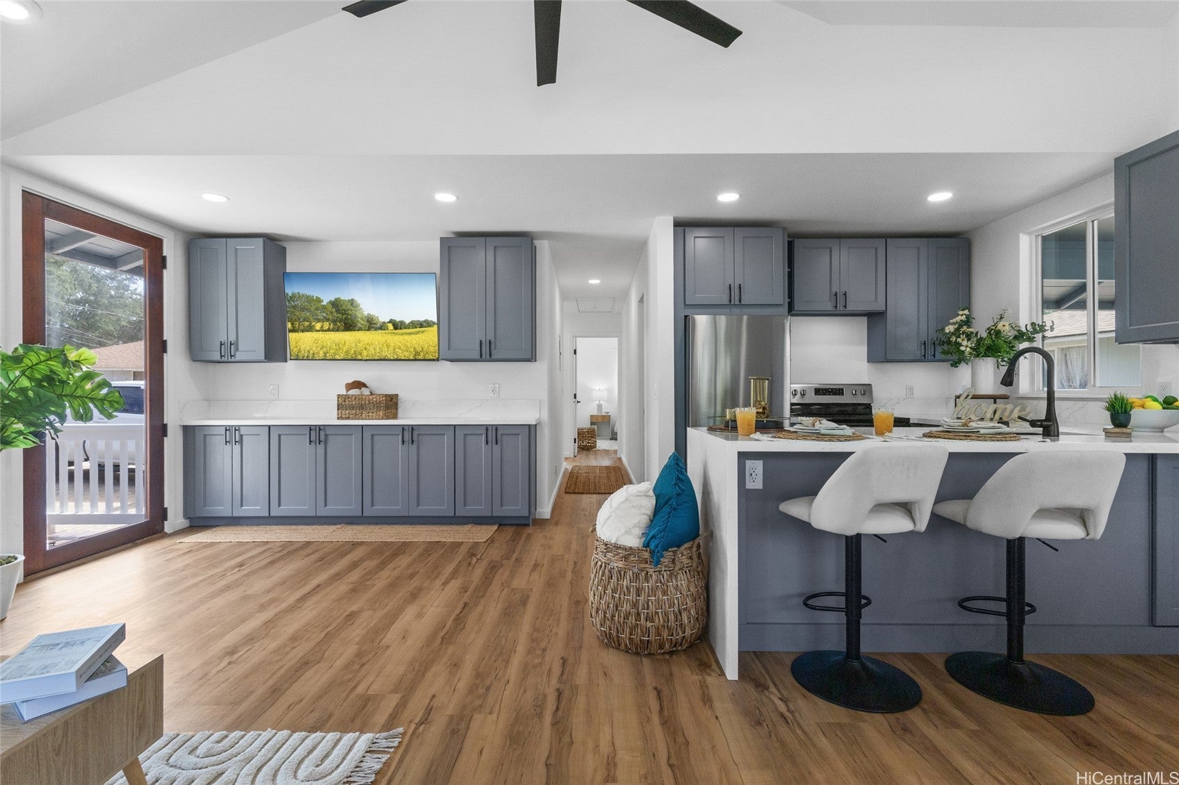 Photo of Listing #202521642