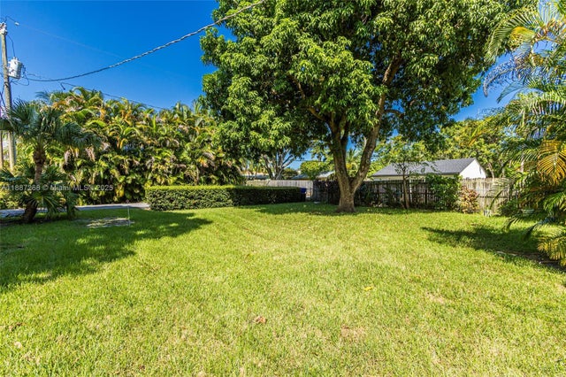 3 of 20 - 1431 Wiley St, Hollywood, FL