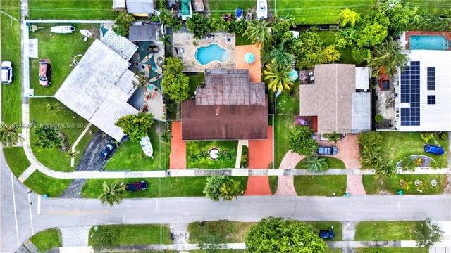 4 of 38 - 18690 Belview Dr, Cutler Bay, FL