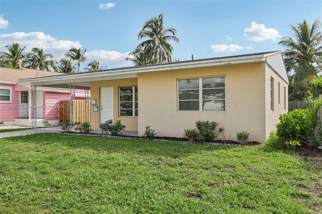 4 of 42 - 1828 N J St, Lake Worth, FL