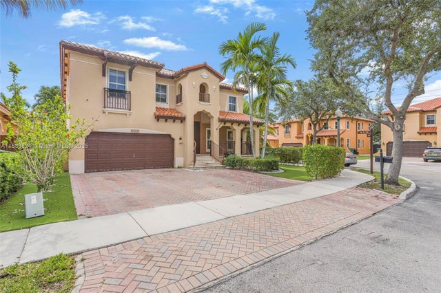 4 of 52 - 2620 Sw 150th Ct, Miami, FL