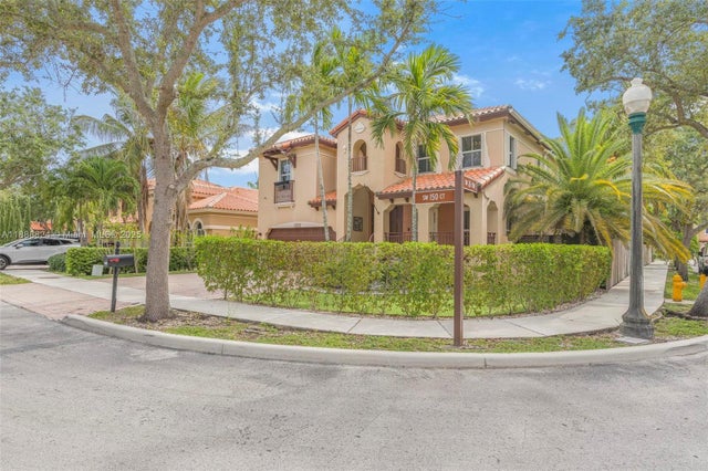 5 of 52 - 2620 Sw 150th Ct, Miami, FL
