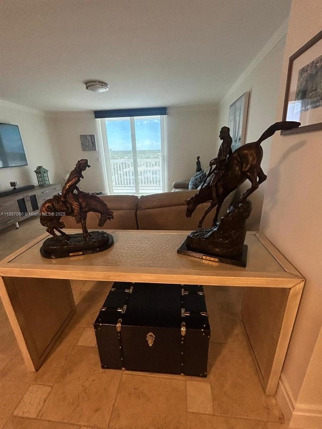 5 of 46 - 1500 S Ocean Dr A8, Hollywood, FL
