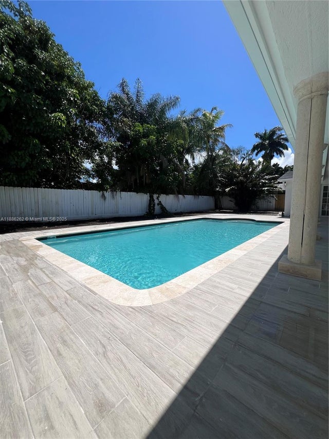 1 of 10 - 19771 Sw 84th Ave, Cutler Bay, FL
