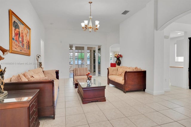 4 of 47 - 849 Nw 136th Ave, Miami, FL