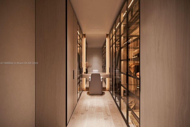 4 of 5 - 261 Ne 43rd St, Miami, FL