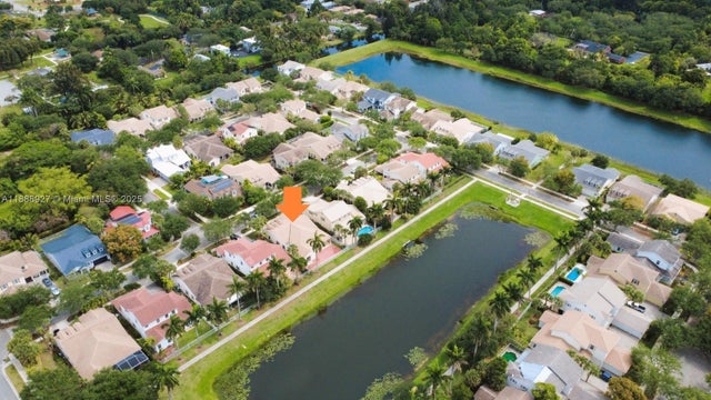 3 of 46 - 4713 Village Way, Davie, FL