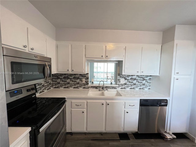 2 of 21 - 301 Ne 14th Ave 608, Hallandale Beach, FL