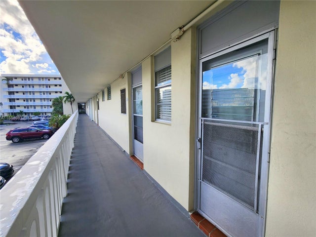 2 of 13 - 2855 Leonard Dr H205, Aventura, FL