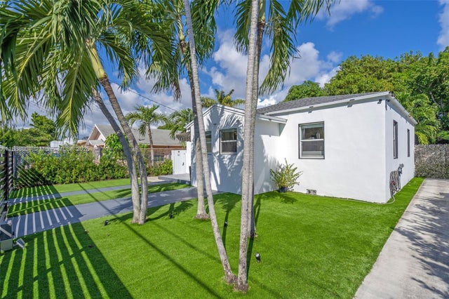 4 of 45 - 1451 Nw 31st St, Miami, FL