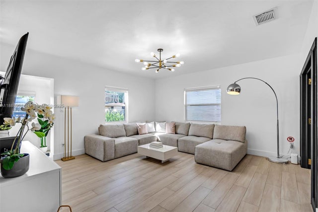 5 of 45 - 1451 Nw 31st St, Miami, FL