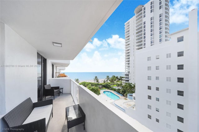 2 of 31 - 4301 Collins Ave 803, Miami Beach, FL