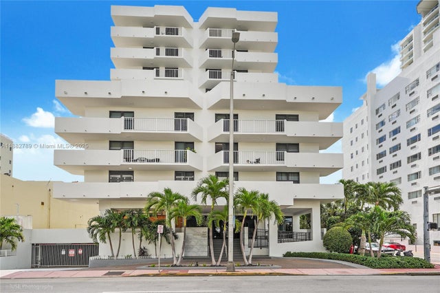 3 of 31 - 4301 Collins Ave 803, Miami Beach, FL