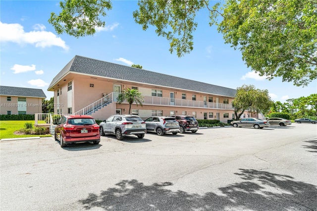 1 of 32 - 18081 Se Country Club Dr 22-216, Jupiter, FL