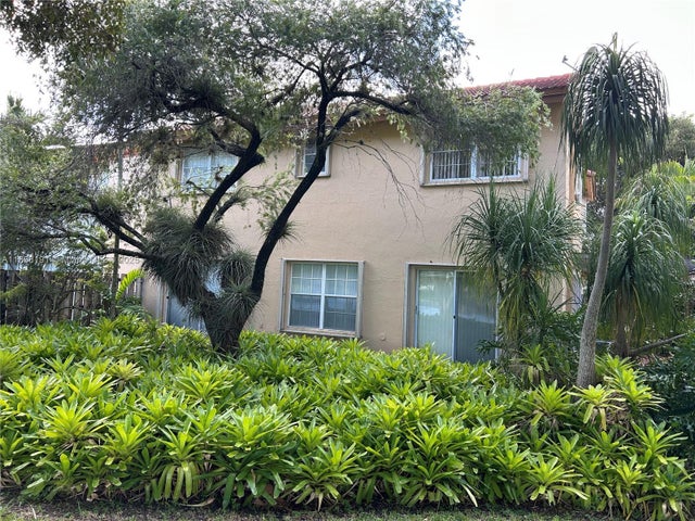 2 of 48 - 10889 Sw 149th Pl, Miami, FL