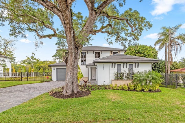 2 of 51 - 7285 Sw 72nd Ter, Miami, FL