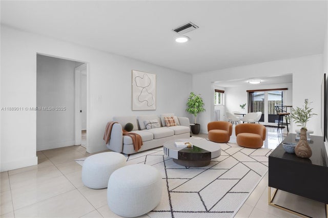 3 of 28 - 8310 Nw 26th St, Sunrise, FL