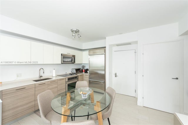 5 of 22 - 1300 Brickell Bay Dr 708, Miami, FL