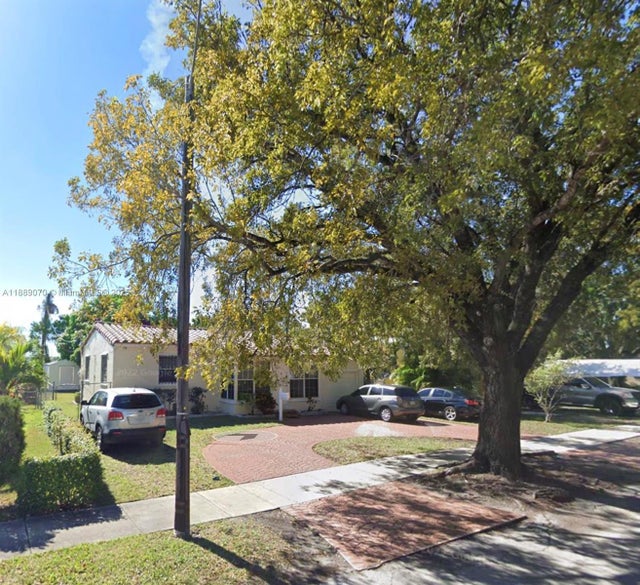 1 of 2 - 1852 Fletcher St, Hollywood, FL