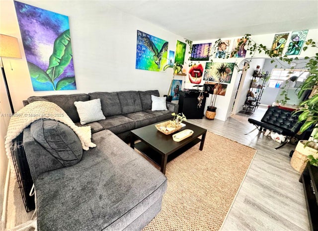 2 of 20 - 330 74th St 15, Miami Beach, FL