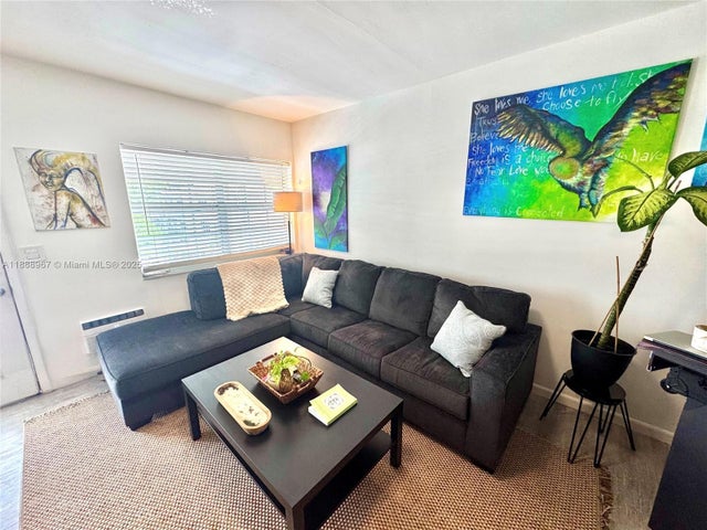 3 of 20 - 330 74th St 15, Miami Beach, FL